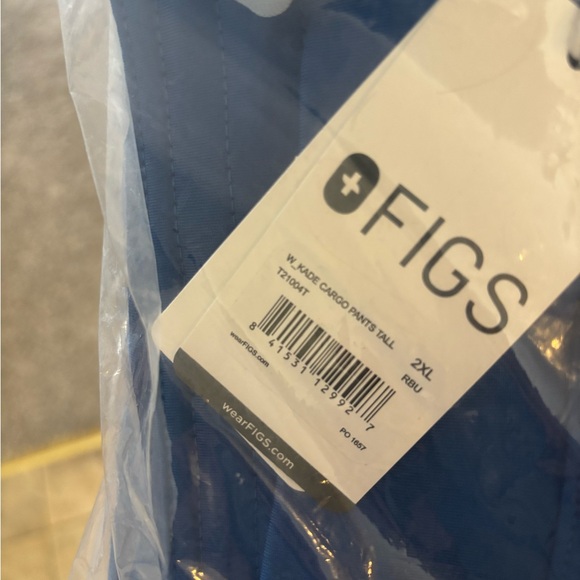 Women’s Figs Kade Cargo Scrub Bottoms - 2XL- Royal Blue - Picture 2 of 2